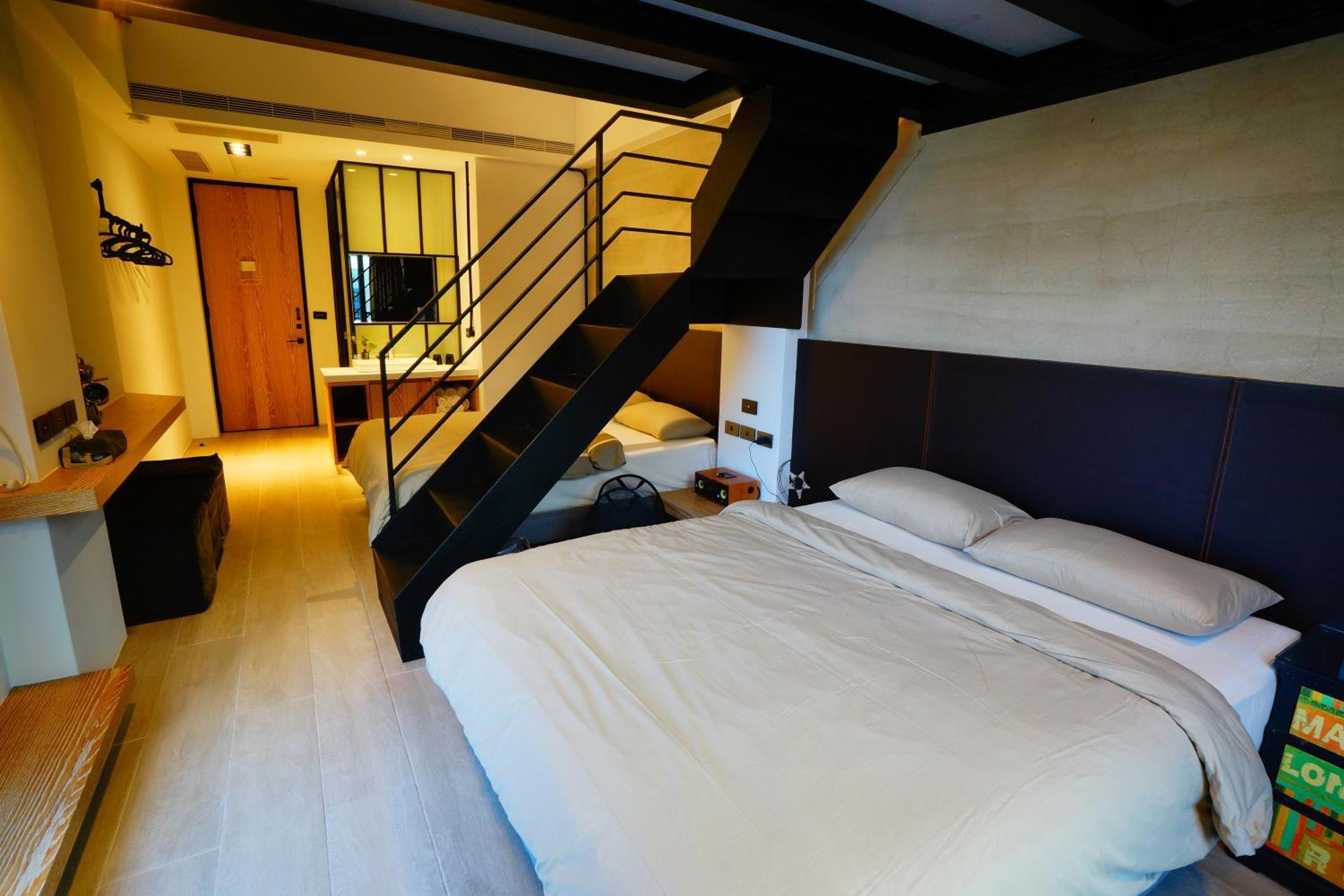 Pathway Inn Magong Bagian luar foto